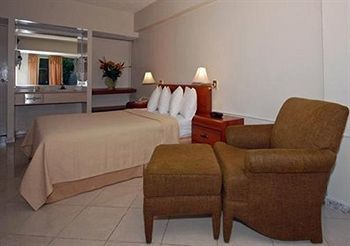 Quality Inn El Tuque بونسي المظهر الخارجي الصورة